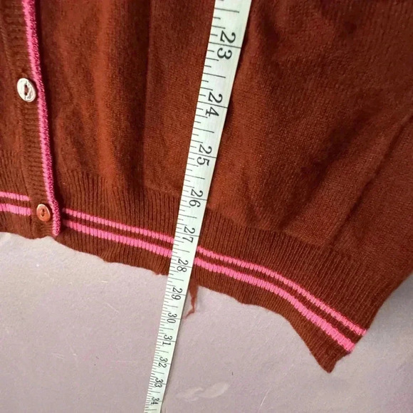 Le Superbe Cashmere Sequin Patch Silly Tiger Cardigan Maroon Sz L - Picture 3 of 11